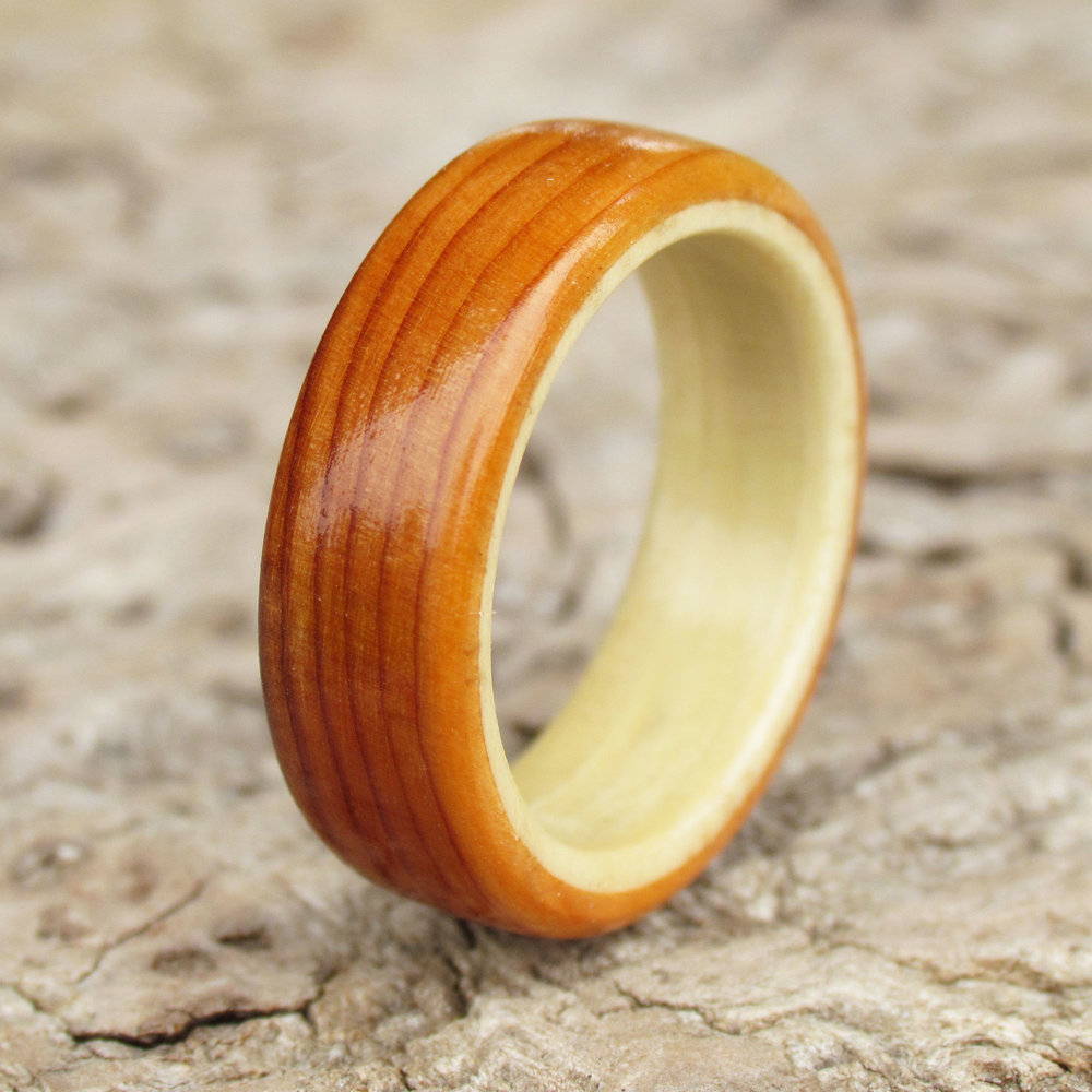 Bague en bois